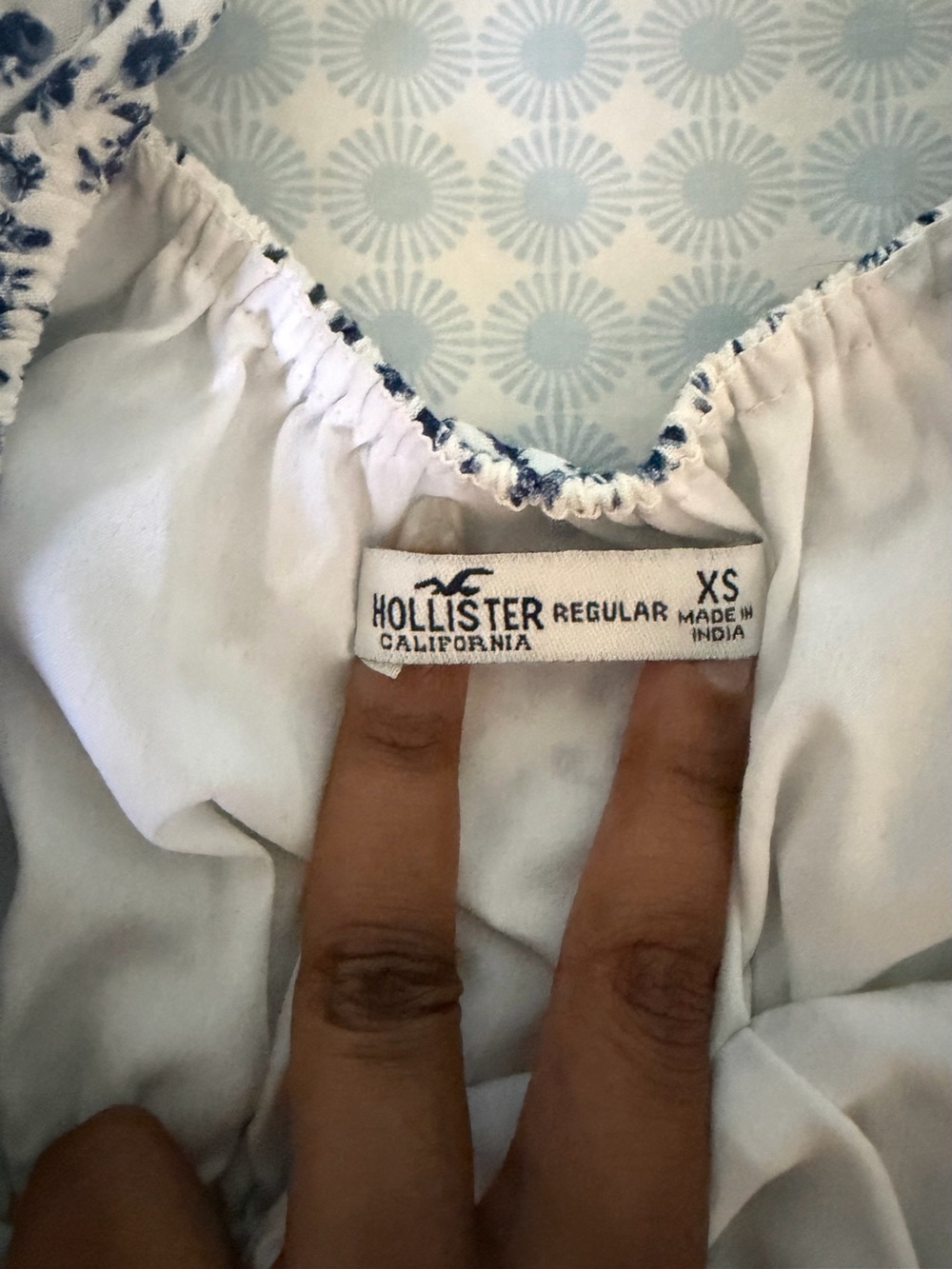 Hollister White Dress with Blue Floral Print - Picture 2 of 2